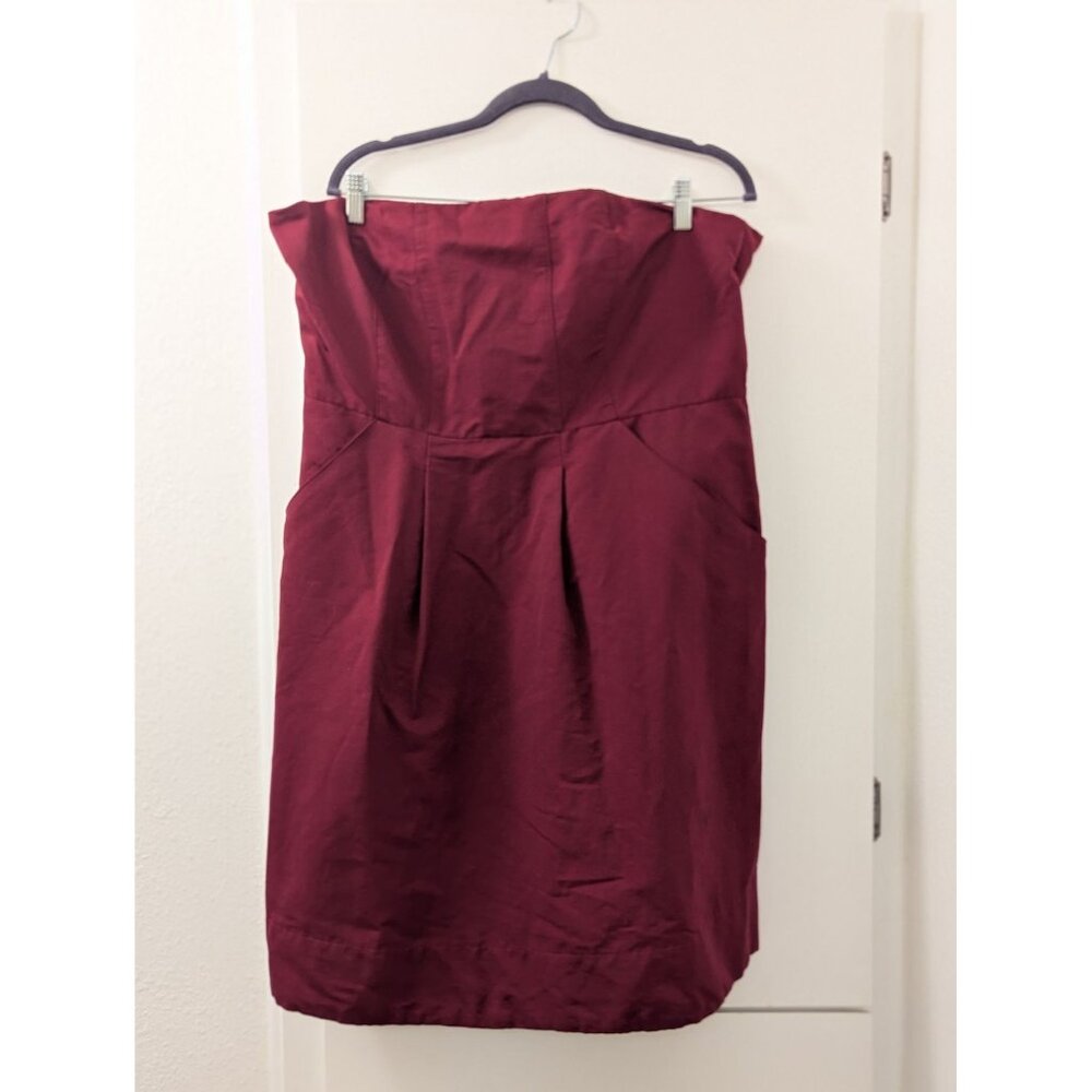 Target Limited Edition Womens Strapless Burgundy Dress Size 18 With Front Pleats